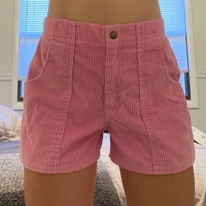 Pink corduroy shorts!💖💖